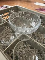 Glazen ijscoupes met opbergbakken, Ophalen