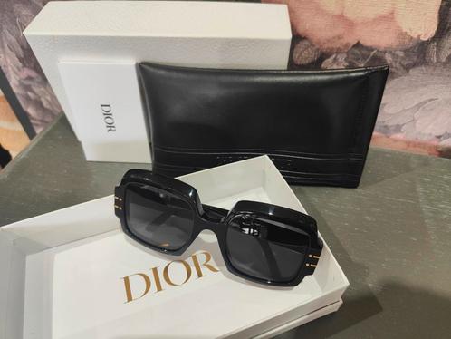 Lunette Dior signature (femme), Handtassen en Accessoires, Zonnebrillen en Brillen | Heren, Zo goed als nieuw, Ophalen