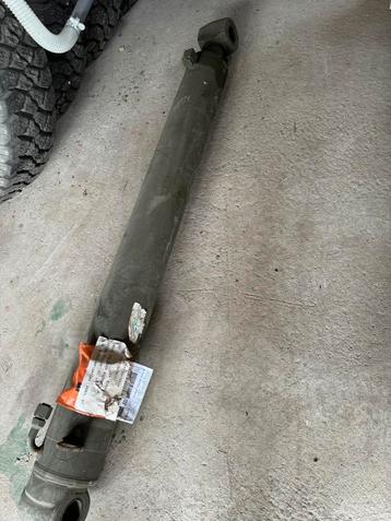 Vérin hydraulique beschikbaar voor biedingen