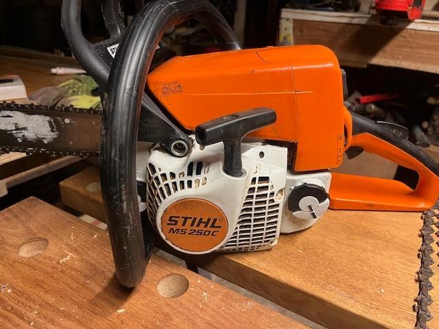 Kettingzaag Stihl MS250, Doe-het-zelf en Bouw, Gereedschap | Zaagmachines, Gebruikt, Kettingzaag, Ophalen