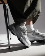 Chaussures de sport New Balance MR 530 blanches, Vêtements | Femmes, Chaussures, Comme neuf, Sneakers et Baskets, New Balance