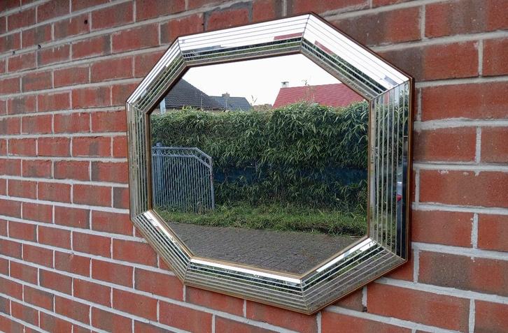 8-hoekige spiegel JAN DEKNUDT HOLLYWOOD REGENCY, Huis en Inrichting, Woonaccessoires | Spiegels, Zo goed als nieuw, 50 tot 75 cm