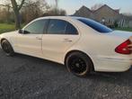 Mercedes e 220 CDI, Auto's, Mercedes-Benz, Achterwielaandrijving, Zwart, 4 cilinders, Wit