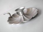 Oude aluminium kandelaar, Antiek en Kunst, Curiosa en Brocante, Verzenden