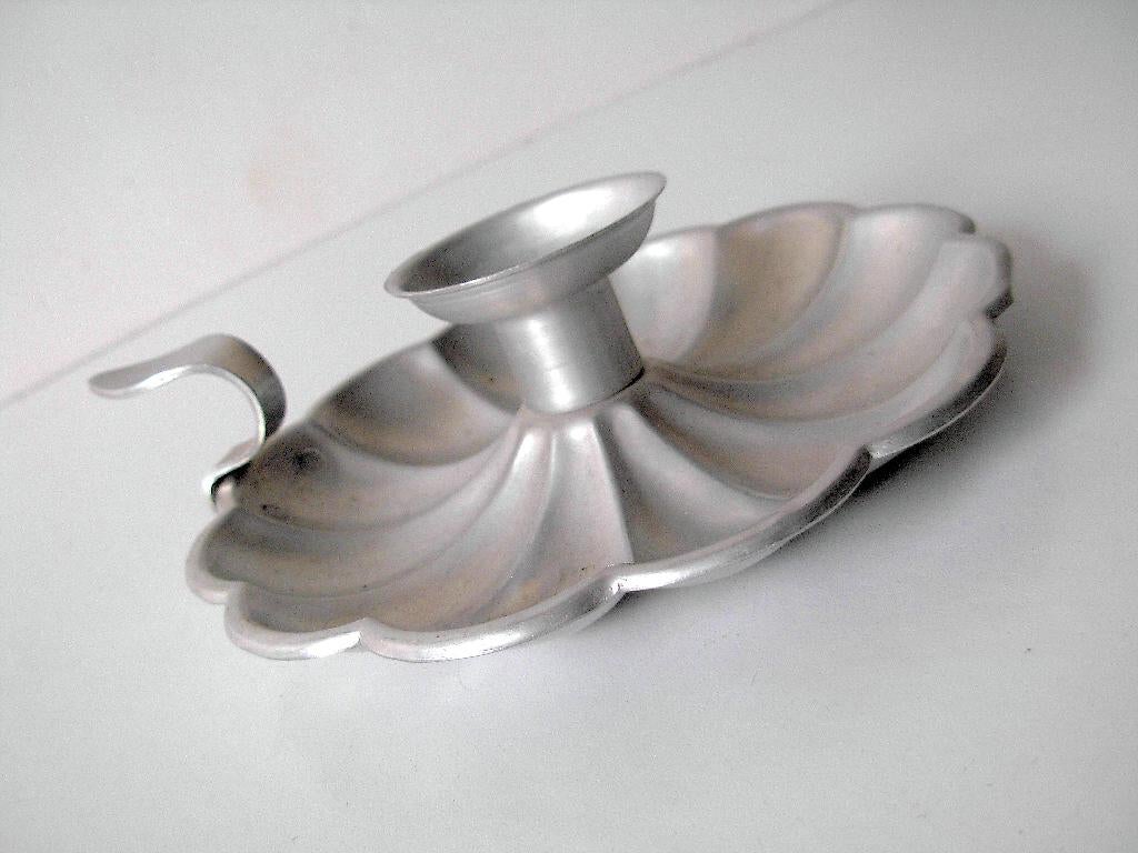 Oude aluminium kandelaar, Antiek en Kunst, Curiosa en Brocante, Verzenden