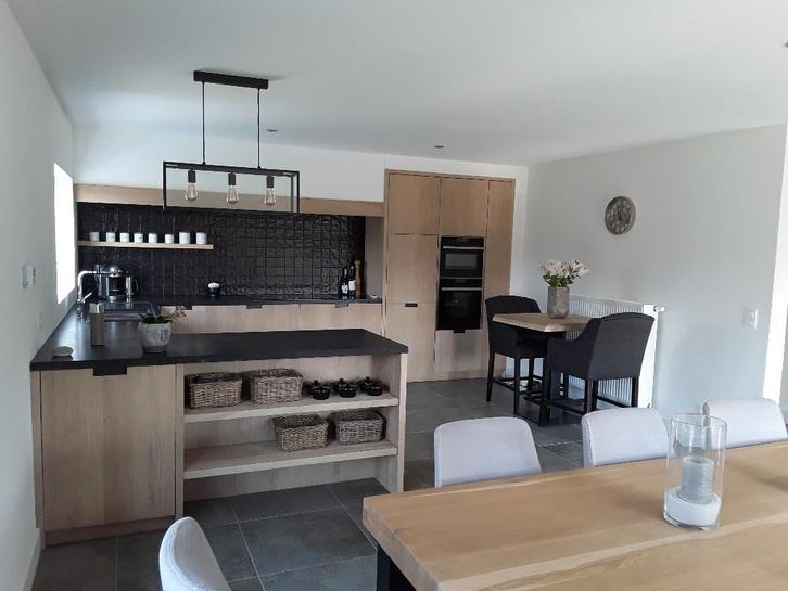 Vernieuwde ruime villa te Nieuwpoort, Immo, Huizen en Appartementen te koop, Provincie West-Vlaanderen, 500 tot 1000 m², Benedenwoning