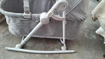Kinderkraft Nola 5 in 1 crib beschikbaar voor biedingen
