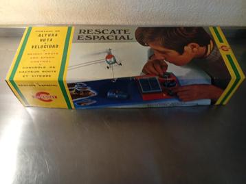 Vintage ruimtelijk speelgoed van Recate beschikbaar voor biedingen