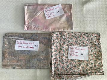 7 tafelkleden aan slechts 3 euro per stuk beschikbaar voor biedingen