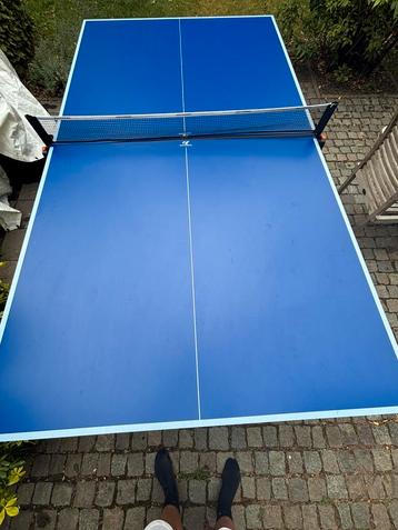 Pingpongtafel beschikbaar voor biedingen