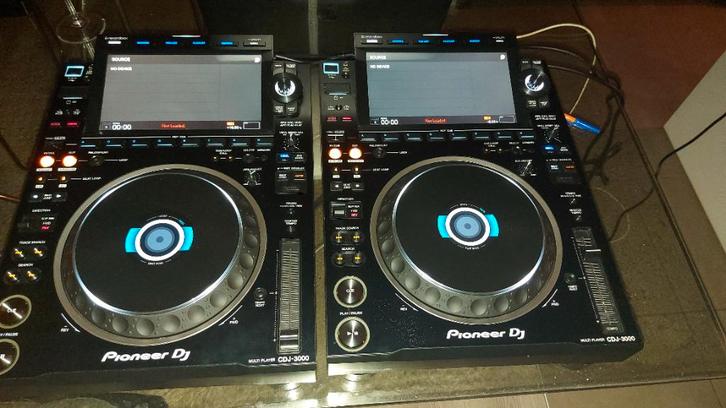 2 x cdj 3000 in perfecte staat!, Muziek en Instrumenten, Dj-sets en Draaitafels, Zo goed als nieuw, Draaitafel, Pioneer, Ophalen