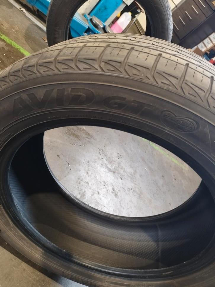 Yokohama Avid GT S35 Blue Earth 235/55r19 RAV4 Phev, Autos : Pièces & Accessoires, Pneus & Jantes, Pneu(s), Utilisé, Enlèvement