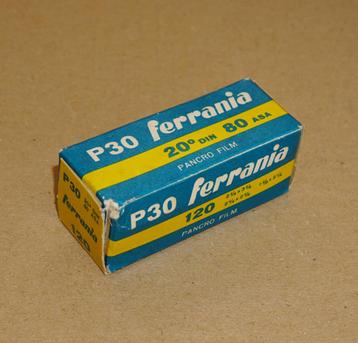 Film Ferrania P30  120 exp 4/1965 ! En boîte. Sixties disponible aux enchères