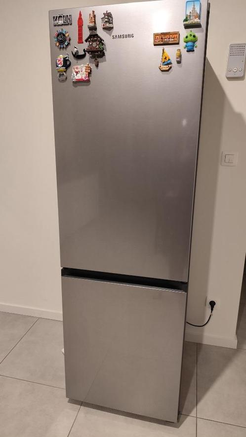 Refrigerator Samsung Silver, Electroménager, Réfrigérateurs & Frigos, Comme neuf, Avec congélateur séparé, 200 litres ou plus
