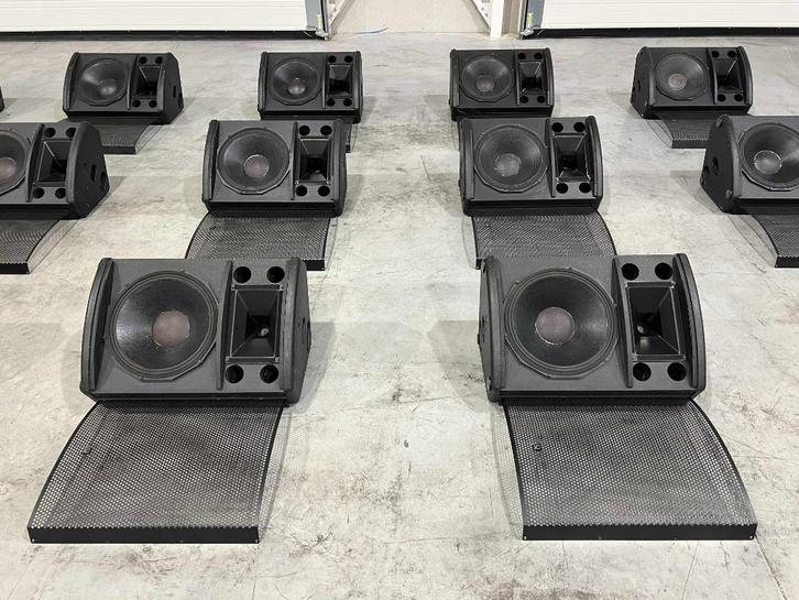 Turbosound TFM-450 15"/3" monitor/speaker (bi-amp) (14x), Audio, Tv en Foto, Luidsprekerboxen, Gebruikt, Ophalen of Verzenden