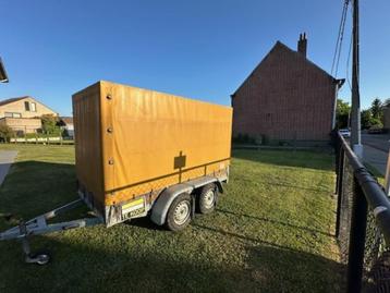 Aanhangwagen beschikbaar voor biedingen