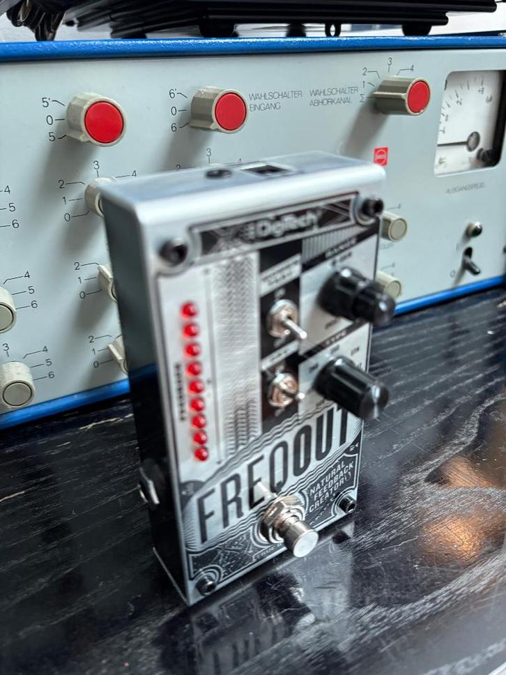 Digitech FREQOUT pedal, Muziek en Instrumenten, Effecten, Zo goed als nieuw, Overige typen, Ophalen of Verzenden