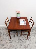 Table de salle à manger vintage en teck, Maison & Meubles, Tables | Tables à manger, Teck, Quatre personnes, Vintage, 50 à 100 cm