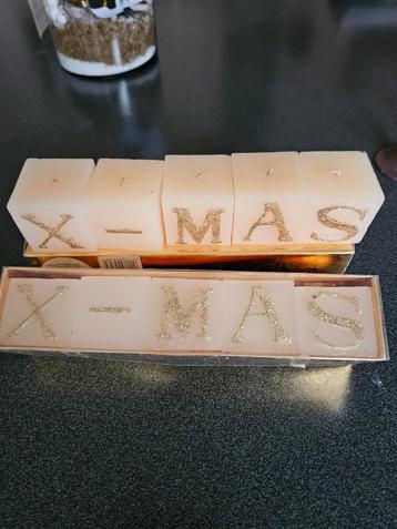 Kerstkaarsjes met gouden letters, nieuw  beschikbaar voor biedingen