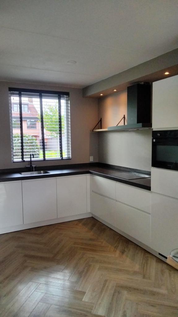 Nette Moderne Complete Hoekkeuken + Apparatuur GEDEMONTEERD, Huis en Inrichting, Keuken | Complete keukens, Hoekkeuken, Overige kleuren