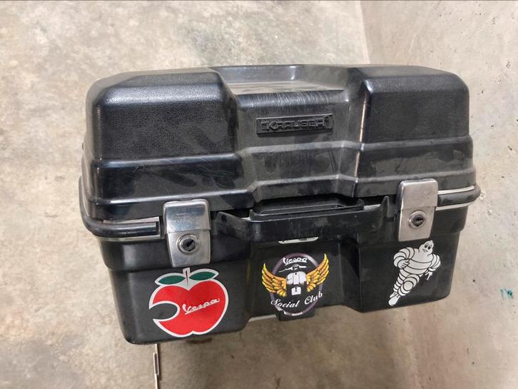 Vespa px vintage topkoffer in harde kunststof, Motoren, Accessoires | Koffers en Tassen, Gebruikt, Ophalen