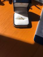Verlovingsring 14 karaat goud en diamant van 0,10 oct, Ophalen, Zo goed als nieuw, 17 tot 18, Met edelsteen