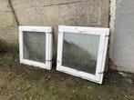 2 identieke PVC ramen witte binnenkant. Bruine buitenkant, Ophalen, Zo goed als nieuw