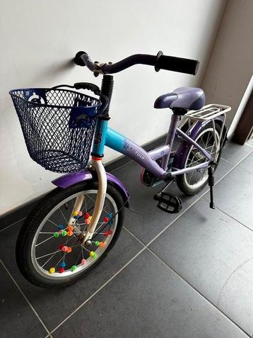 Paarse meisjesfiets 16 inch met terugtraprem beschikbaar voor biedingen