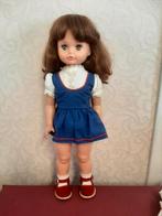 Grote vintage pop – jaren '60/'70 –60 cm –originele kleedjes, Verzamelen, Ophalen of Verzenden, Gebruikt, Pop