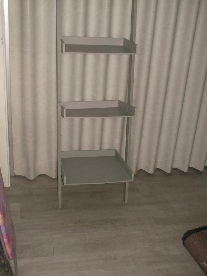 Rekje voor badkamer, Huis en Inrichting, Badkamer | Badkamermeubels, Zo goed als nieuw, Overige typen, 150 tot 200 cm, Minder dan 50 cm