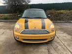 mini cooper 1.6 Benzine CARPASS, 4 zetels, https://public.car-pass.be/vhr/e4576ef8-305b-4219-90ae-a5ed8155dceb, 139 g/km, Zwart