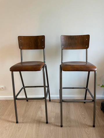 Barkrukken beschikbaar voor biedingen