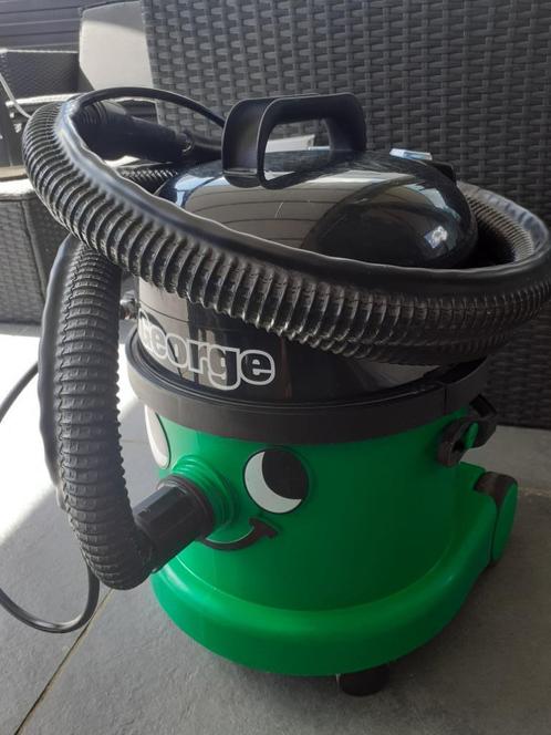 Tapijtreiniger stofzuiger Numatic George, Elektronische apparatuur, Stofzuigers, Zo goed als nieuw, Stofzuiger, Minder dan 1200 watt