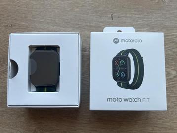 Moto Watch Fit smartwatch beschikbaar voor biedingen