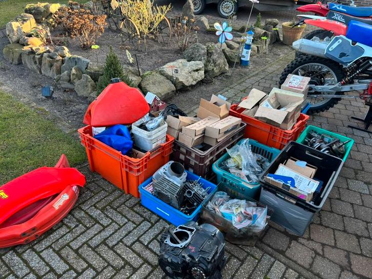 Honda xl/xr 500 twinshocks + onderdelen, Vélos & Vélomoteurs, Cyclomoteurs | Cyclomoteurs de cross, Honda, Enlèvement