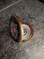 Poudrier Vintage Tapisserie, Ophalen of Verzenden, Gebruikt, Gehele gezicht, Make-up