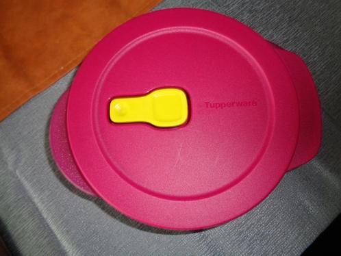 1 tupperware potje voor de microgolf, Huis en Inrichting, Keuken | Tupperware, Zo goed als nieuw, Overige typen, Paars, Ophalen of Verzenden