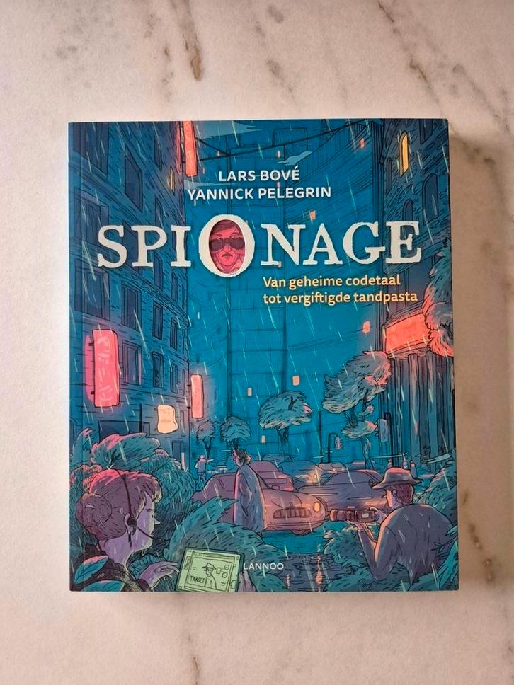 Lars Bové - Spionage, Boeken, Kinderboeken | Jeugd | onder 10 jaar, Nieuw, Ophalen of Verzenden