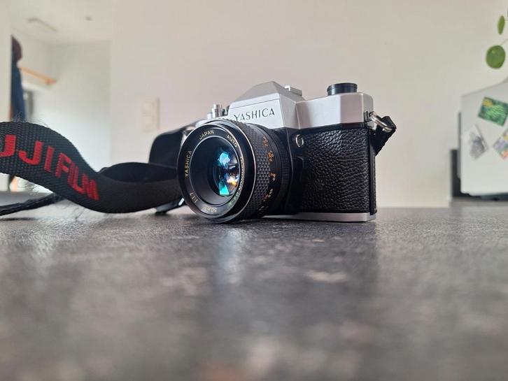 Vintage Yashica TL-Electro Camera Set, Audio, Tv en Foto, Fotocamera's Analoog, Zo goed als nieuw, Ophalen of Verzenden