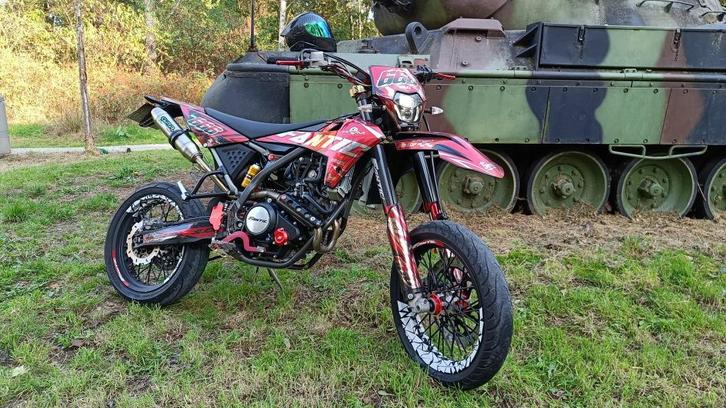 Fantic 125 XMF Supermotard Customized (uniek exemplaar!), Motoren, Motoren | Overige merken, Particulier, SuperMoto, 11 kW of minder