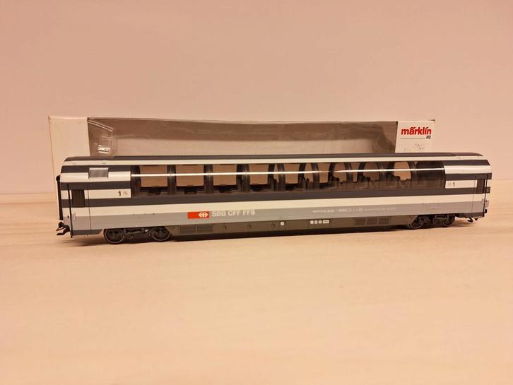 Märklin 4365 - Voiture panoramique SBB, Hobby & Loisirs créatifs, Trains miniatures | HO, Comme neuf, Wagon, Märklin, Enlèvement ou Envoi