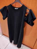 Mooi zwart kleedje met korte mouw merk Zara Trafaluc maat S, Kleding | Dames, Ophalen of Verzenden, Zo goed als nieuw, Maat 36 (S)