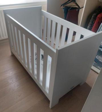 Babybed Bopita en Aerosleep matras + matrasbeschermer, Kinderen en Baby's, Babywiegjes en Ledikanten, Ophalen, Zo goed als nieuw