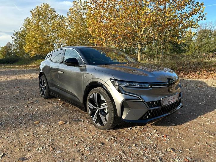 Renault Megane E+Tech EV60 iconic R220 optium charge, Auto's, Renault, Bedrijf, Te koop, Mégane, Elektrisch, Euro 6, Berline, 5 deurs