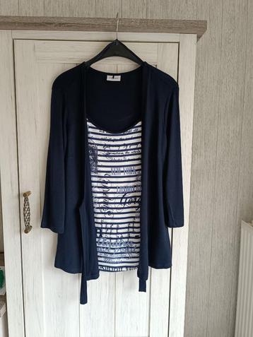 2 in 1 blouse maat 42/44 beschikbaar voor biedingen