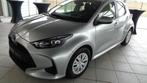 Toyota Yaris DYNAMIC HYBRIDE (bj 2024, automaat), Auto's, Automaat, Stof, Gebruikt, USB