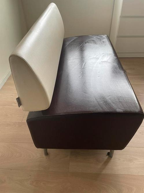 2 wachtbankjes, Huis en Inrichting, Fauteuils, Zo goed als nieuw, Ophalen