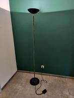 Lampe sur pied, Enlèvement