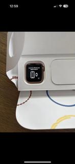 Apple watch SE 40mm gold alu pink sand, Ophalen of Verzenden, Zo goed als nieuw, Roze