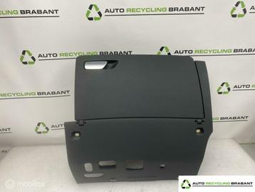 Dashboardkastje Audi A3 8V ORIGINEEL 8V1857035B beschikbaar voor biedingen